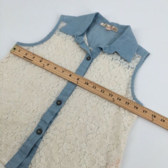 Penelope Lace Front Sleeveless Chambray Button Front Blouse Small Blue White Top - Picture 3 of 6